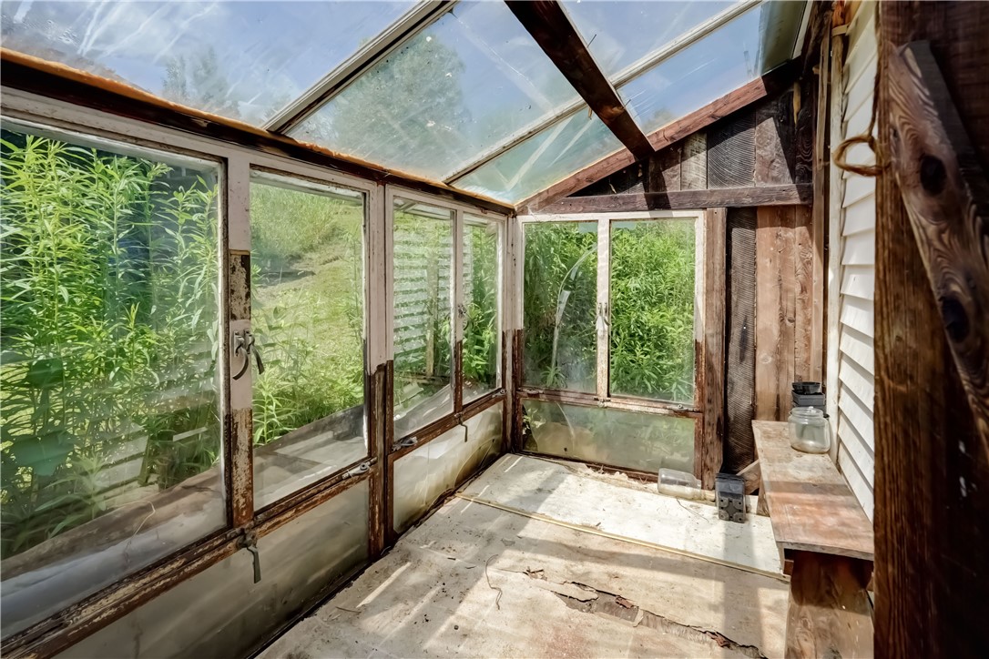 212 Hill Road