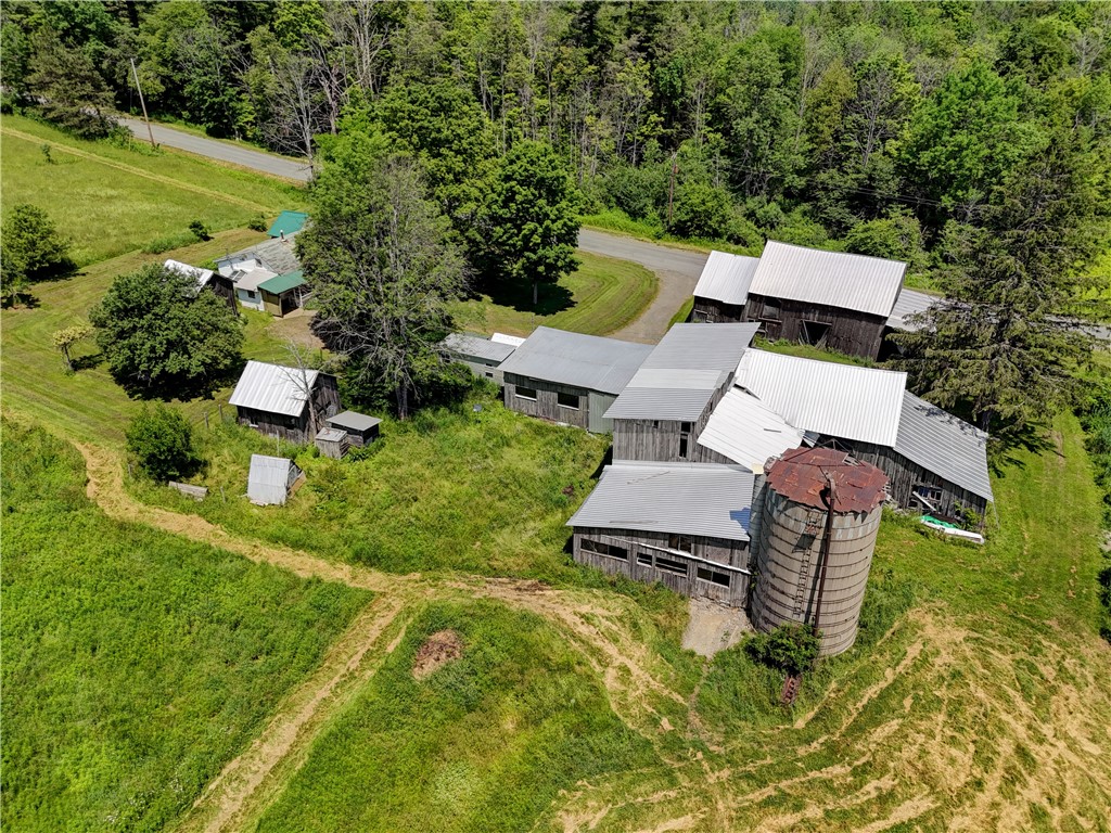 212 Hill Road