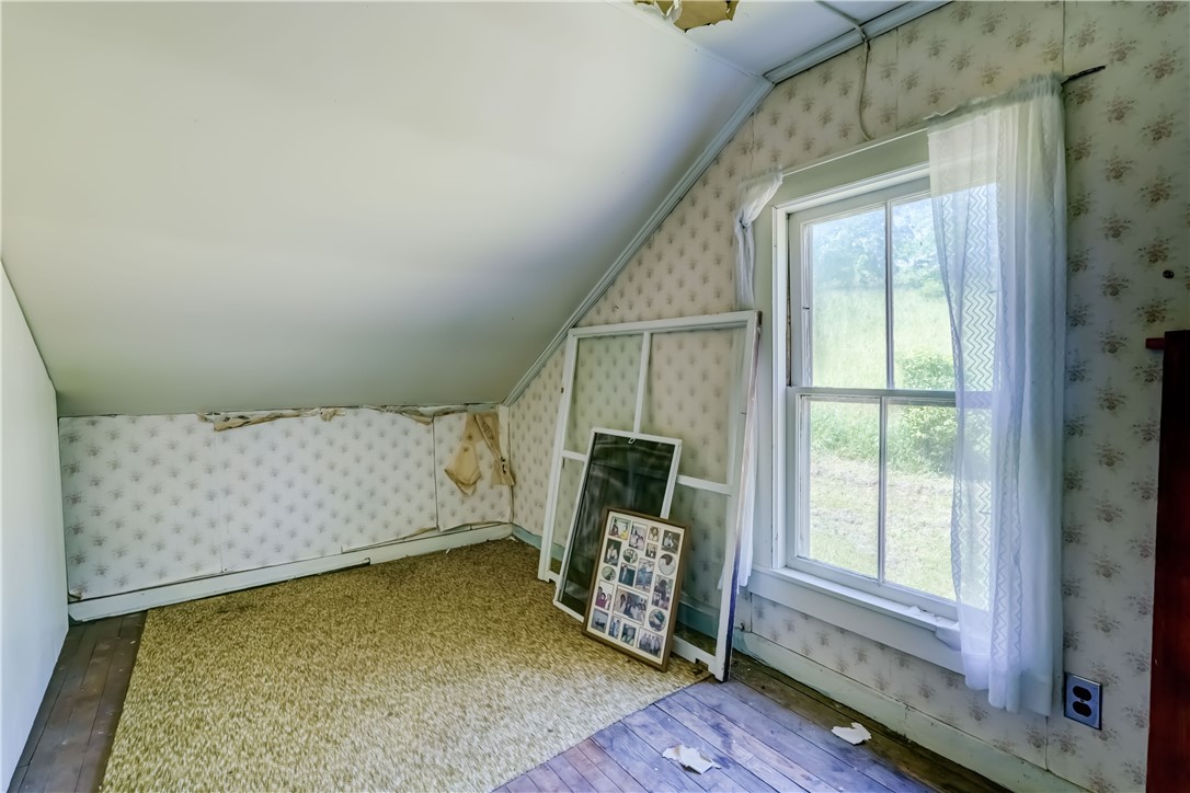 212 Hill Road