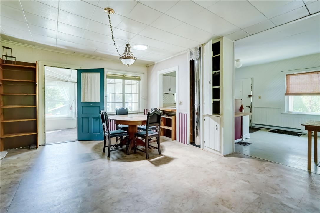 212 Hill Road