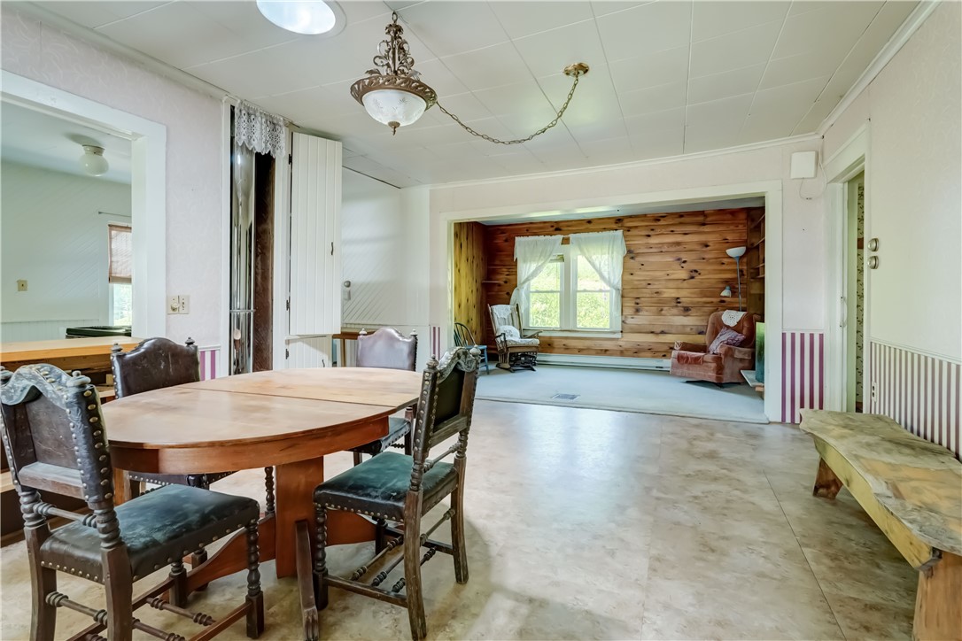 212 Hill Road