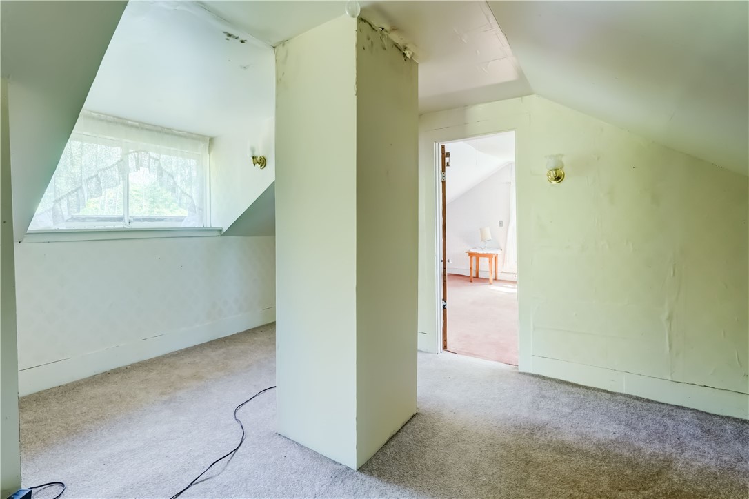 212 Hill Road