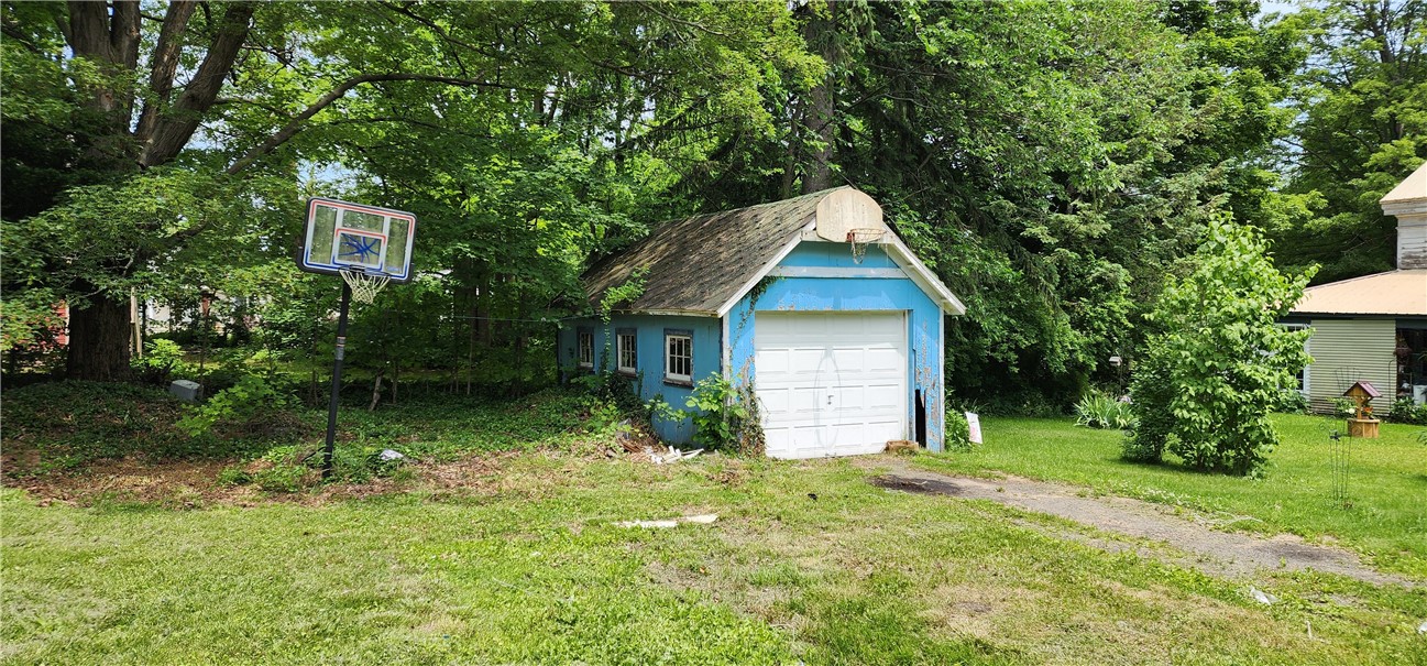 11 North Main Street