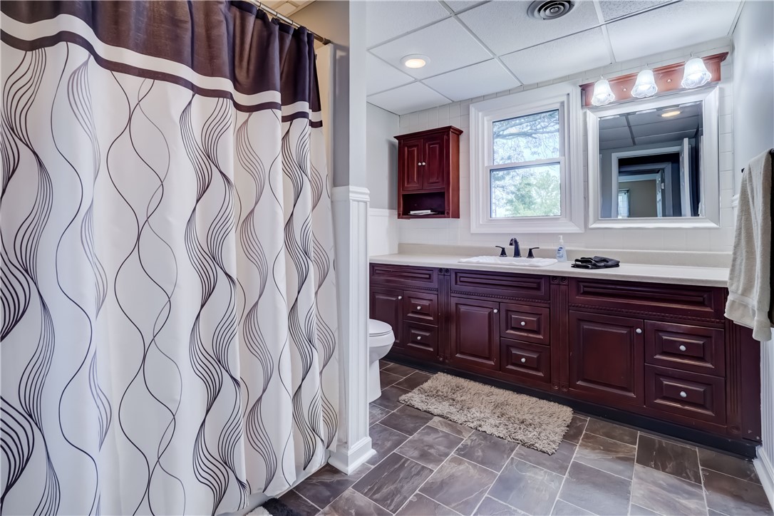 3809 Middle Cheshire Road