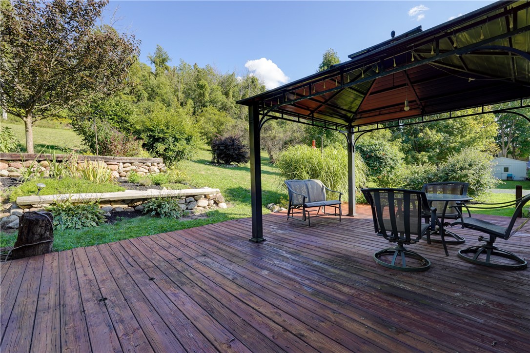 627 Hook Road