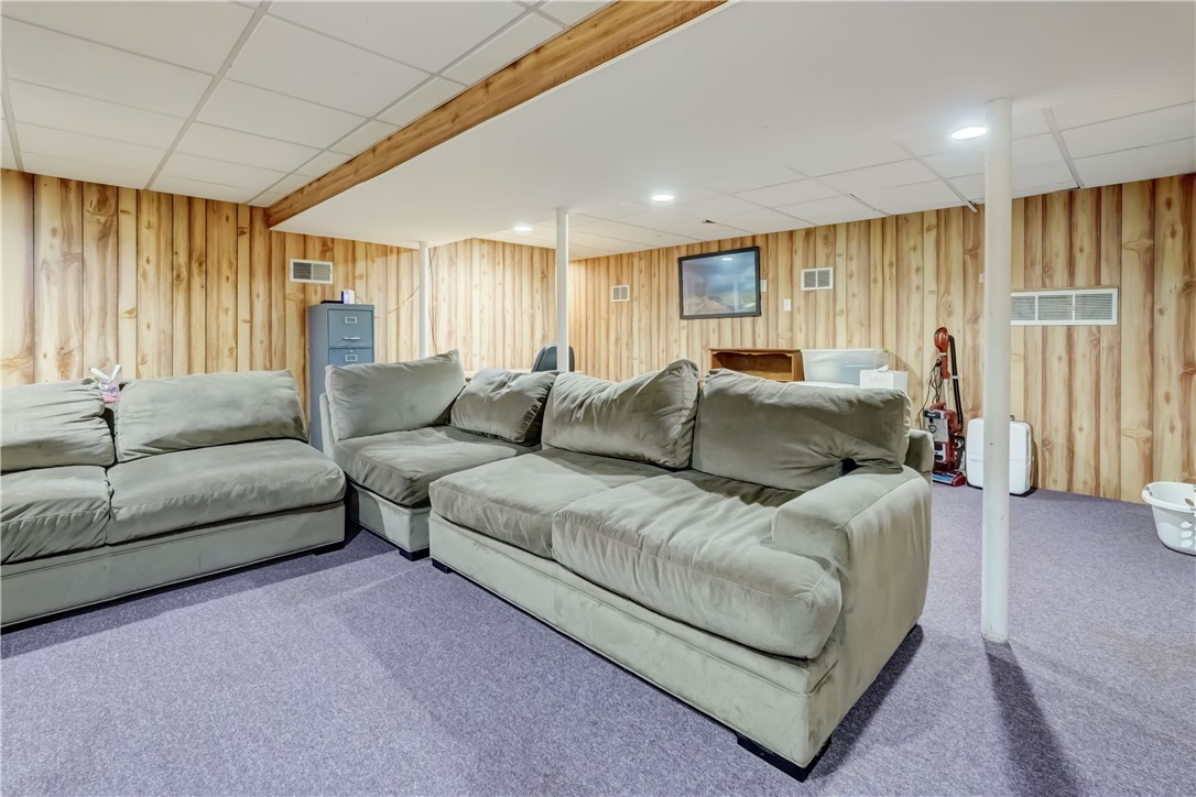 627 Hook Road