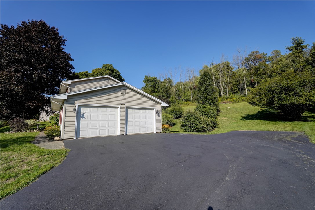 627 Hook Road