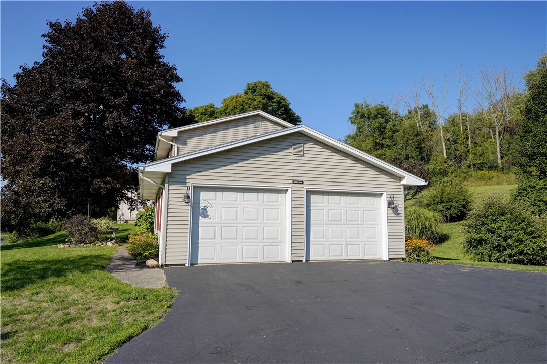 627 Hook Road