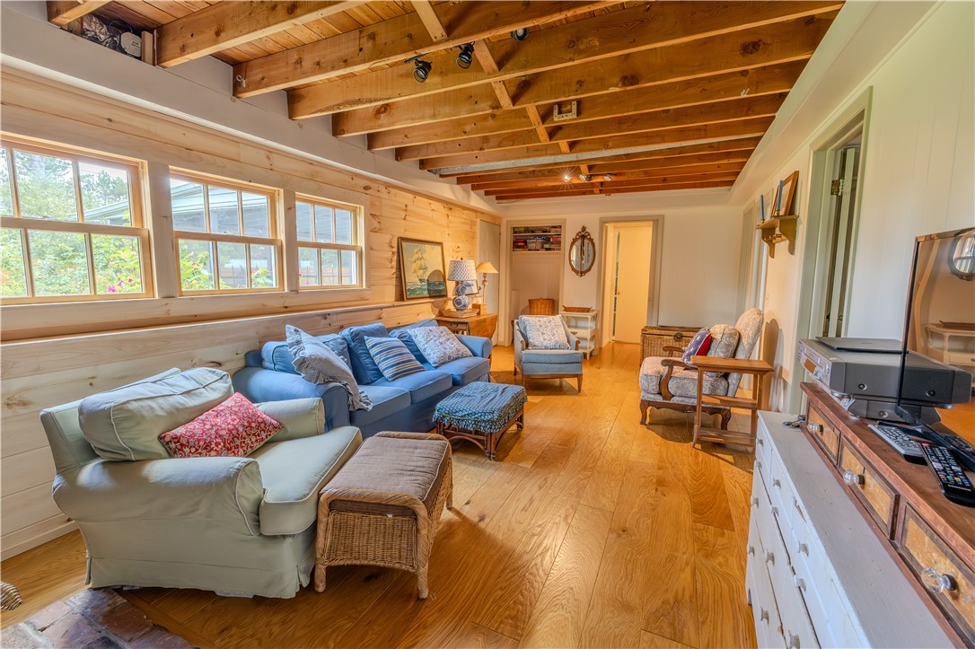 945 Bunker Hill Drive