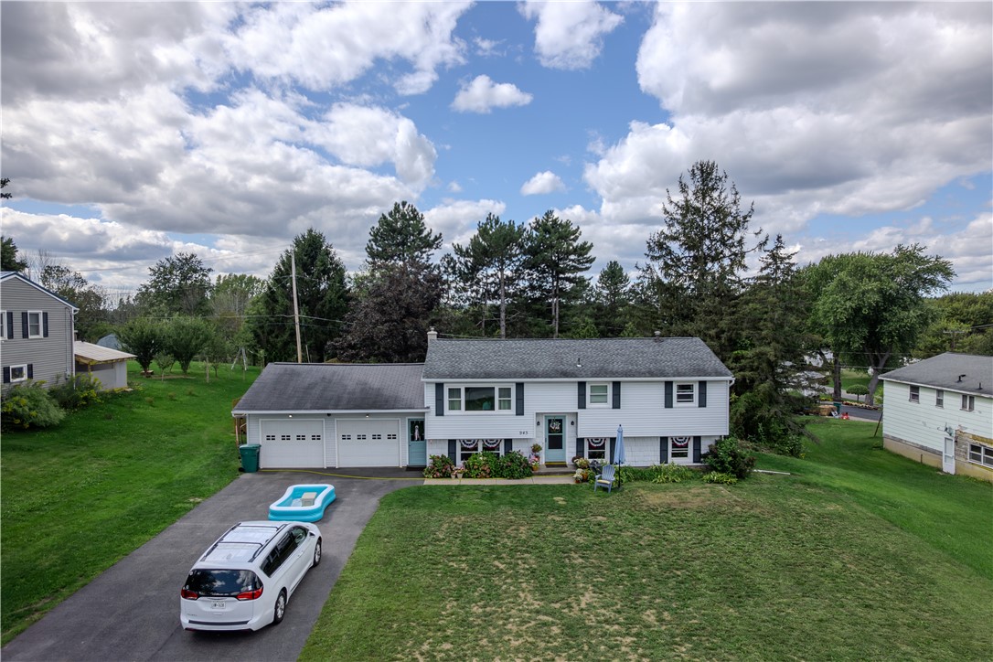 945 Bunker Hill Drive