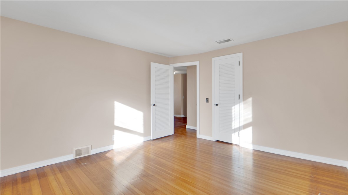 138 West Bayard Street