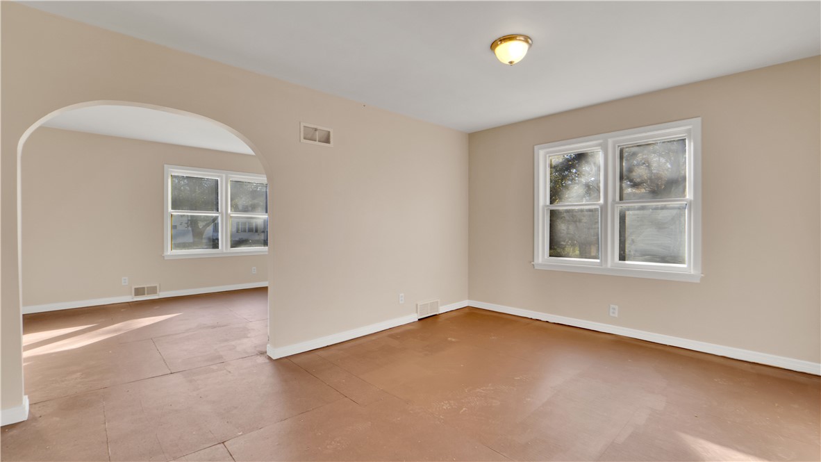 138 West Bayard Street