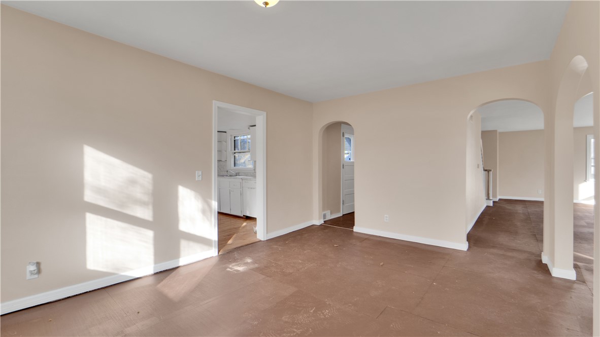 138 West Bayard Street