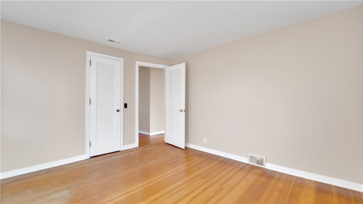 138 West Bayard Street