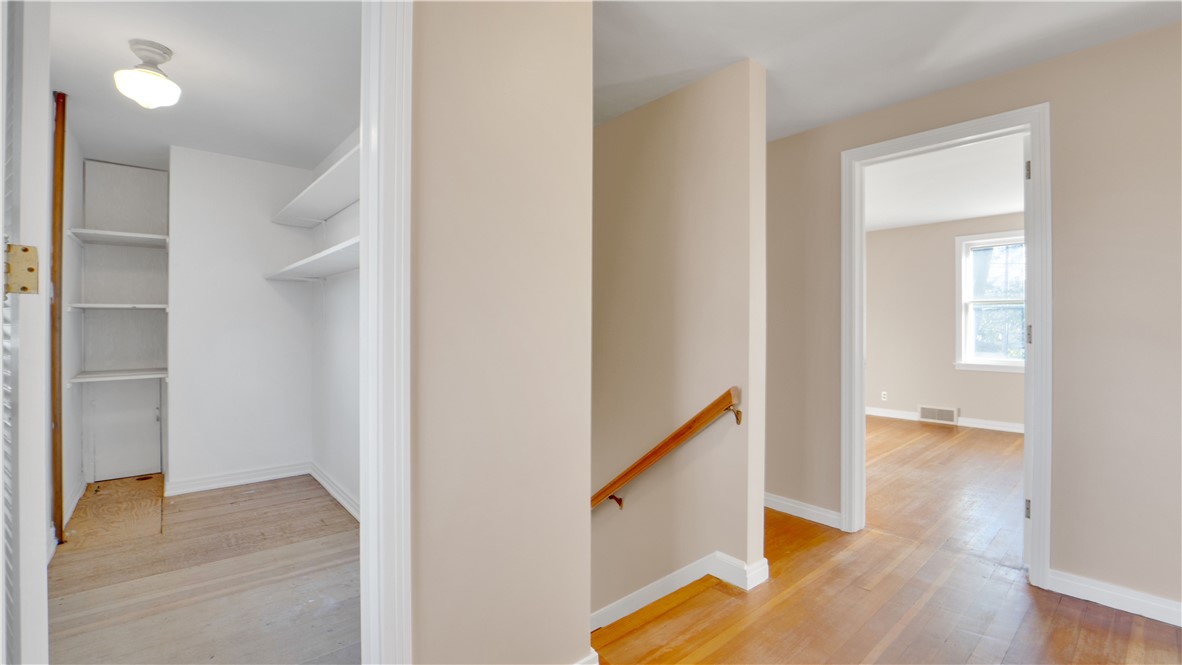 138 West Bayard Street