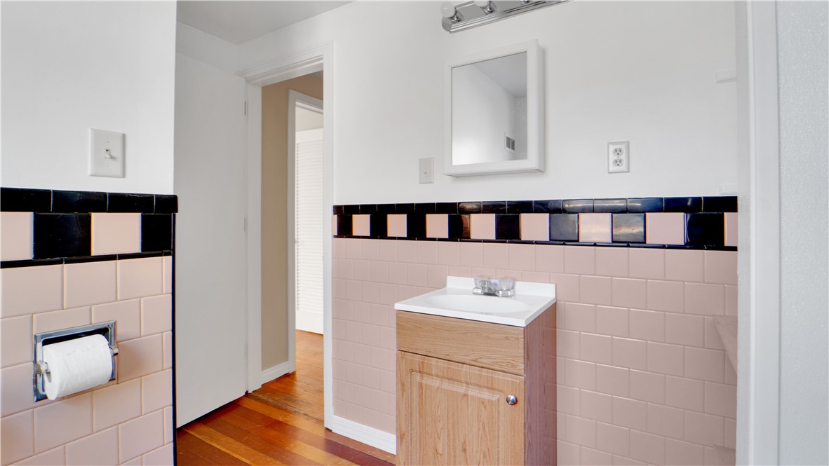 138 West Bayard Street