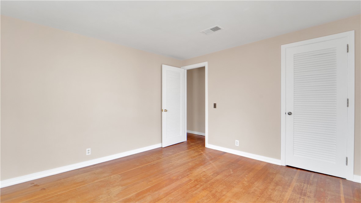 138 West Bayard Street