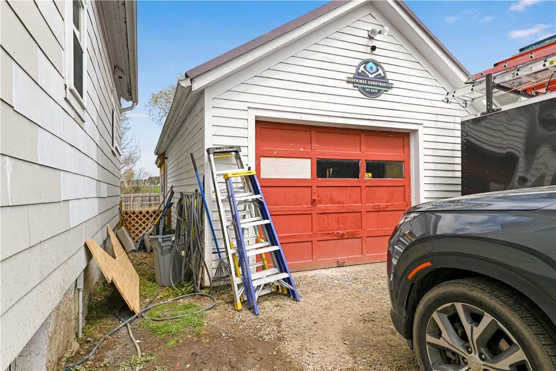 6 Pine Street