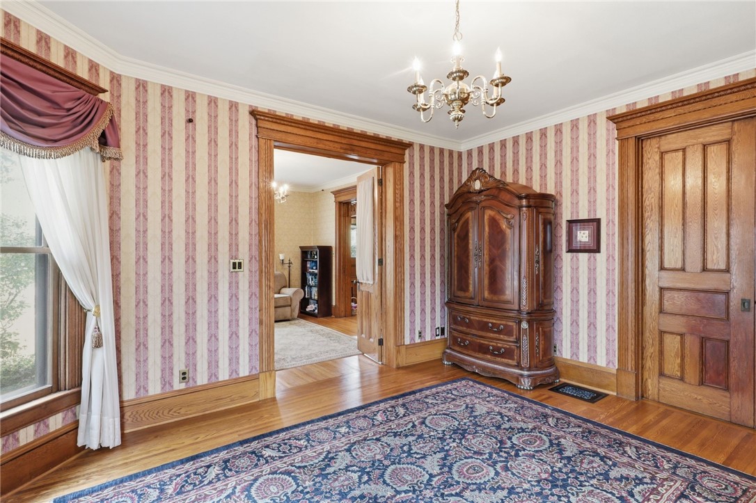 290 North Main Street
