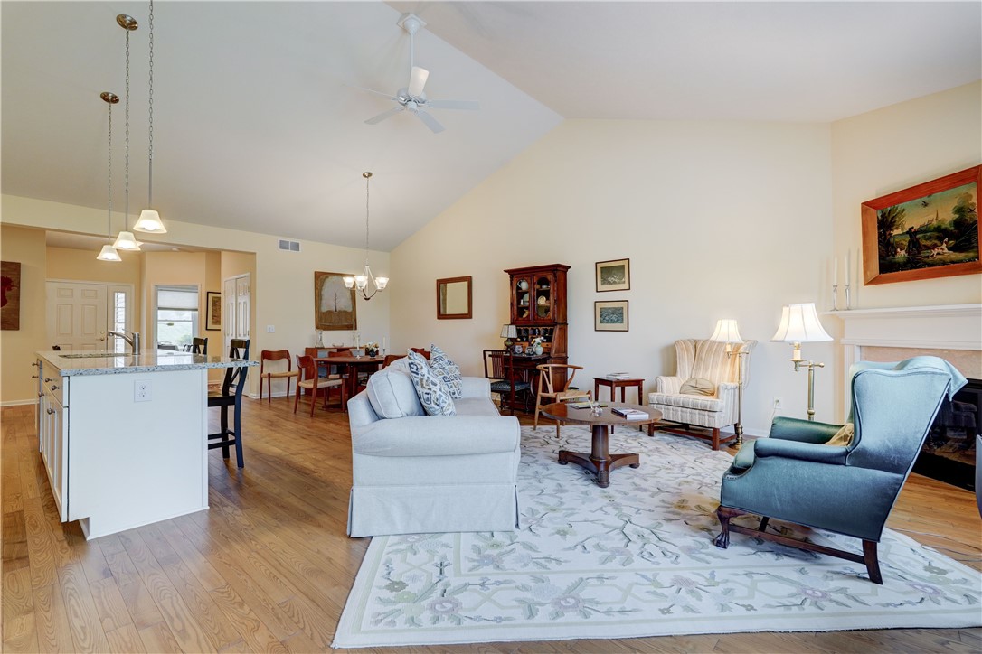 6012 Woodvine Rise