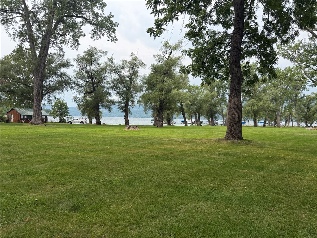 28 Vine Valley Park