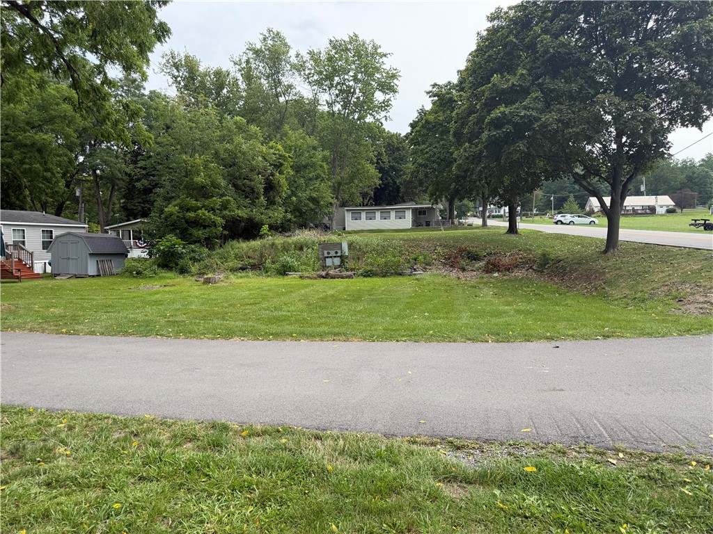 28 Vine Valley Park