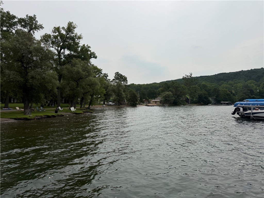 28 Vine Valley Park