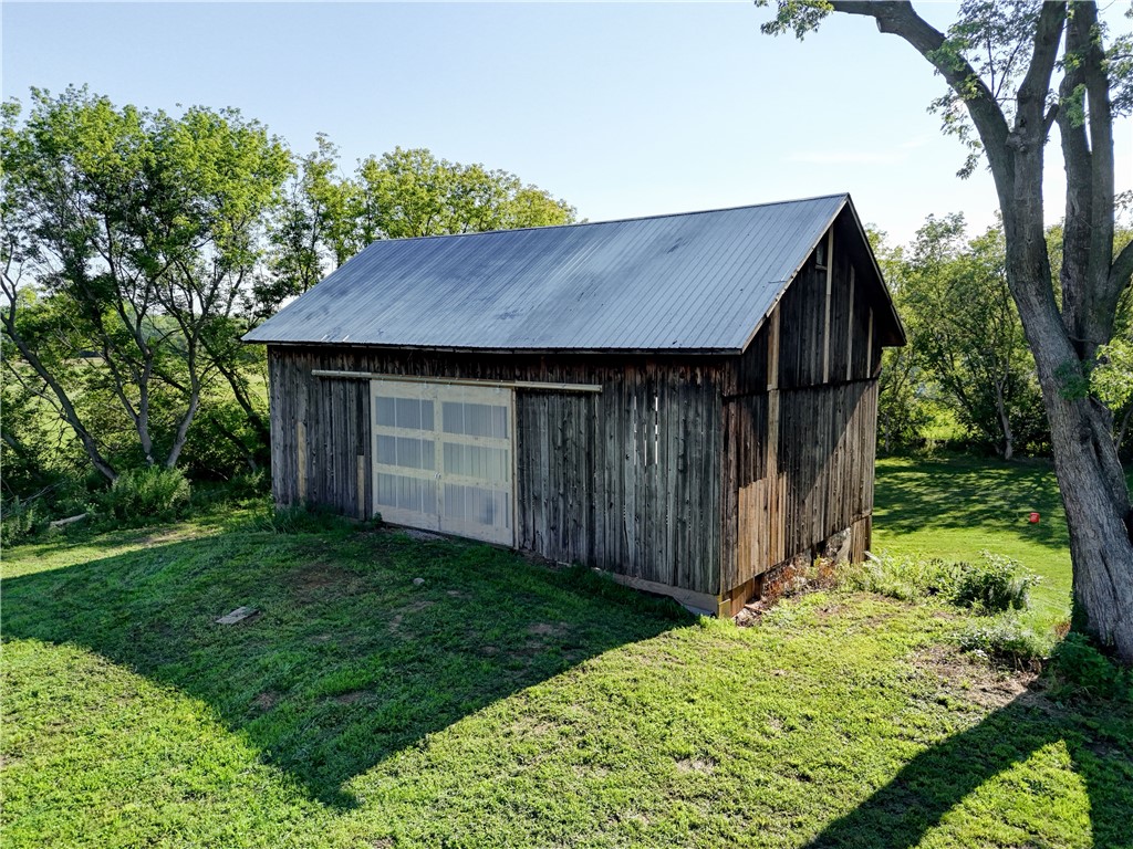 5544 Holtz Road