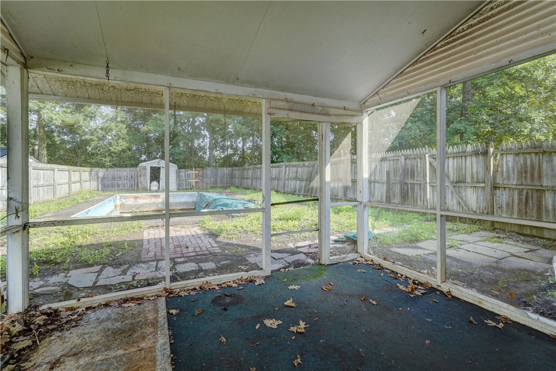 118 Holiday Lane