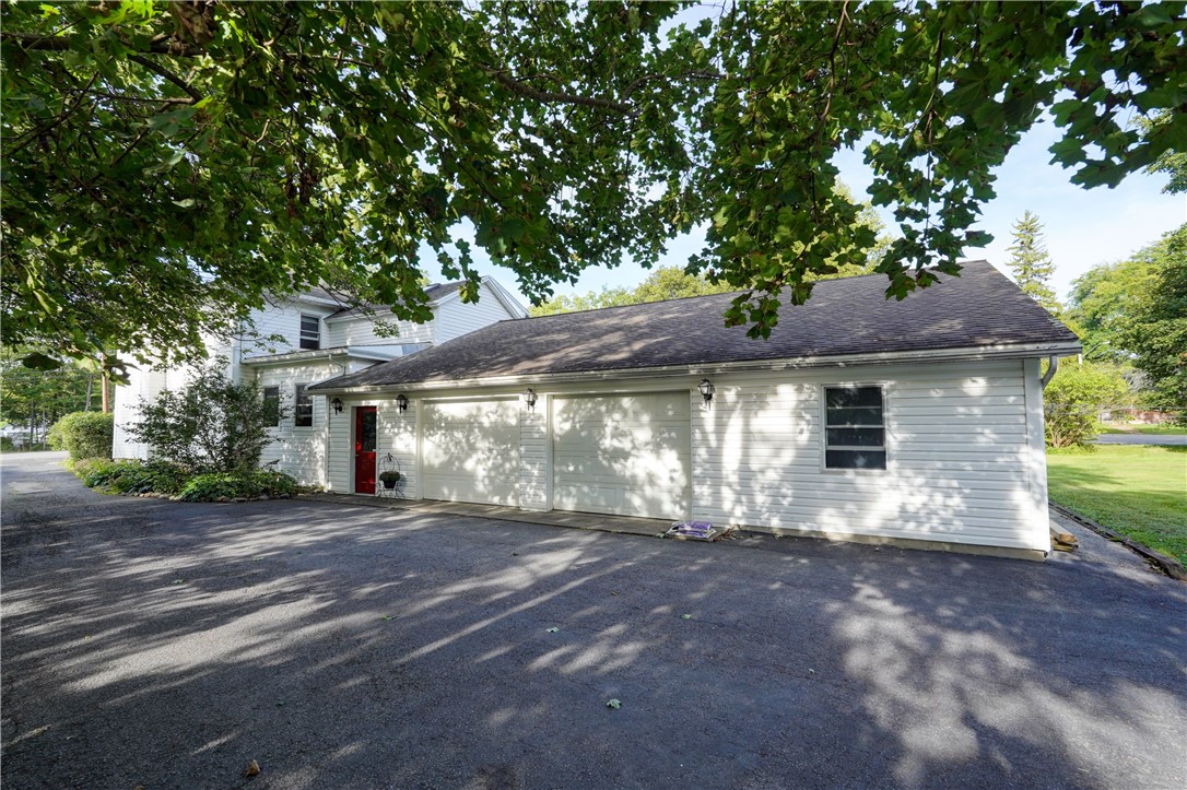 3 Railroad Avenue