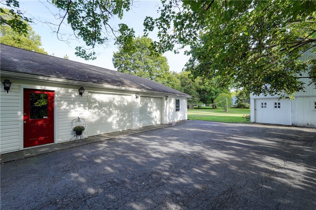 3 Railroad Avenue
