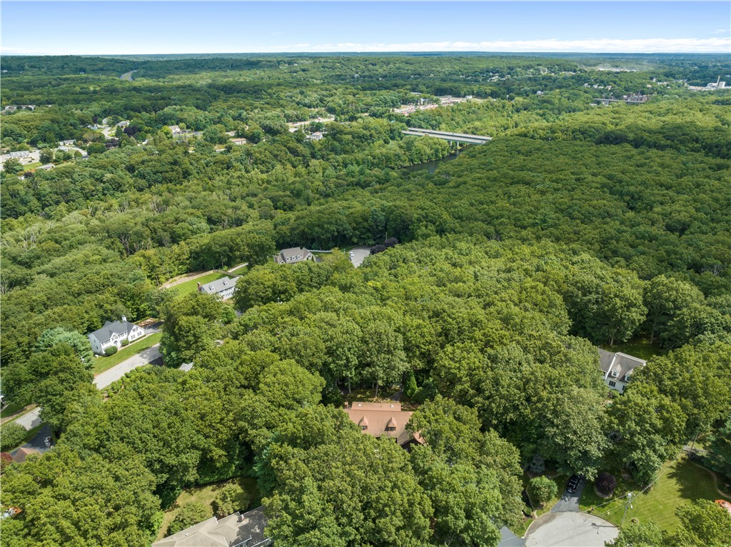 10 Oak Hill Drive