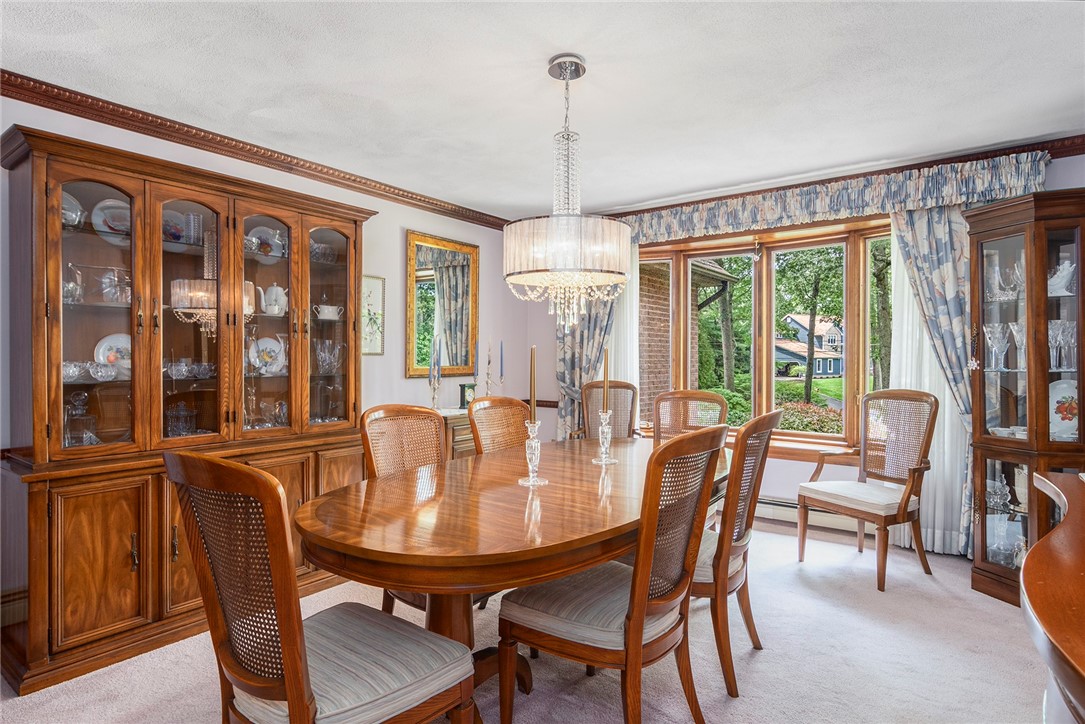 10 Oak Hill Drive