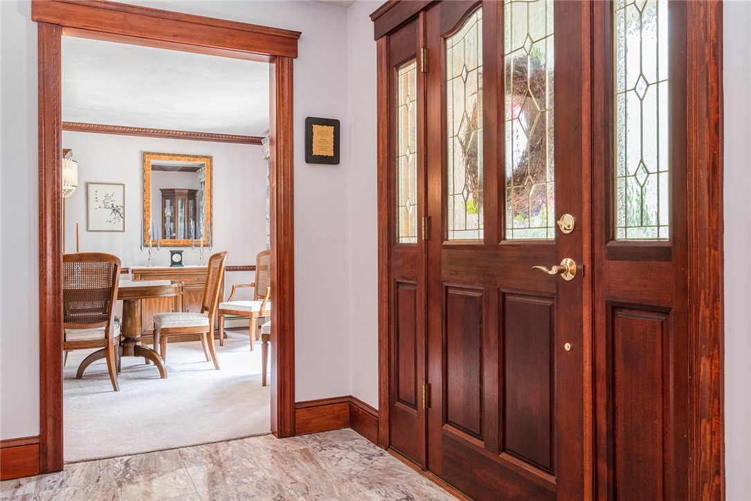 10 Oak Hill Drive