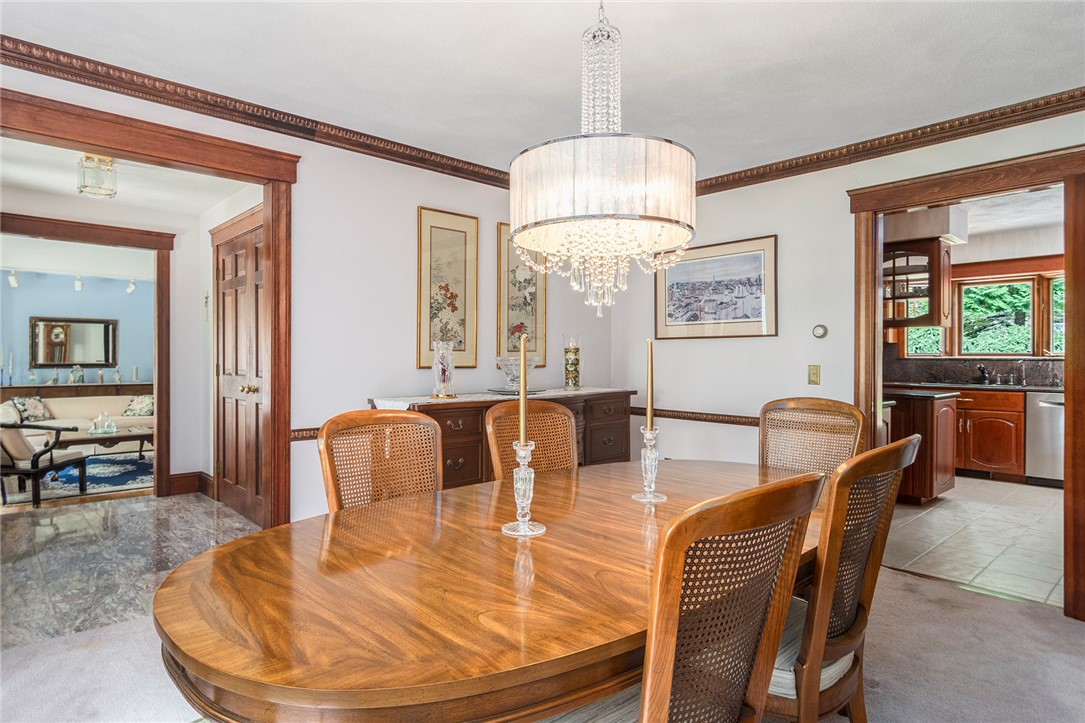 10 Oak Hill Drive