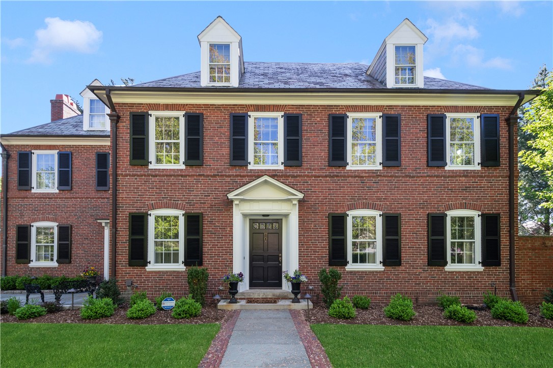 125 Grotto Avenue