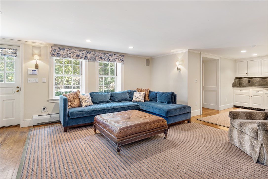 125 Grotto Avenue