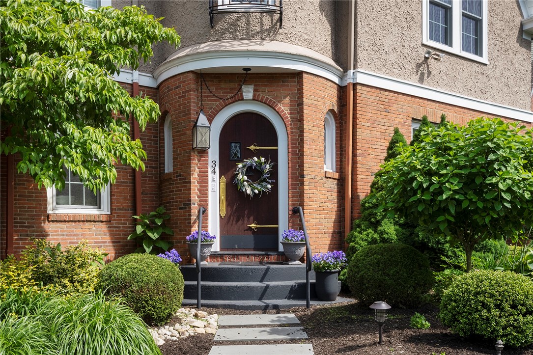 34 Dryden Avenue