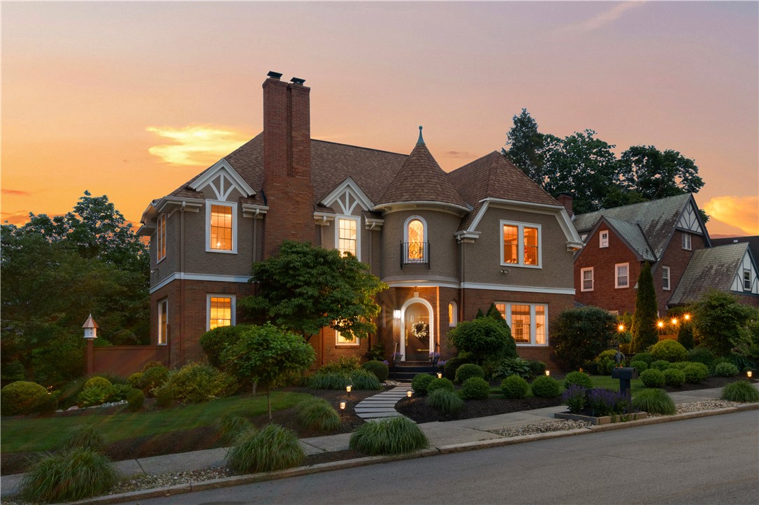 34 Dryden Avenue