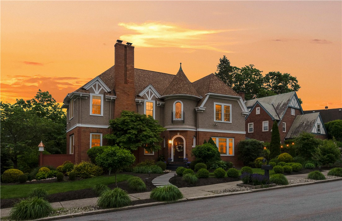 34 Dryden Avenue