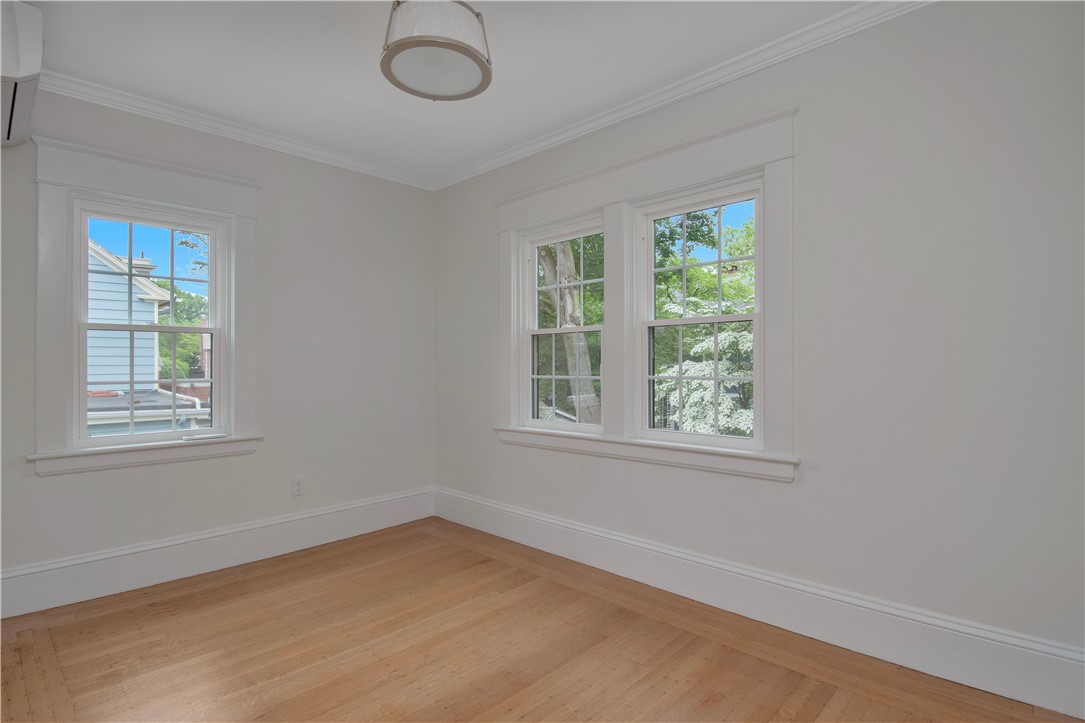 175 Freeman Parkway