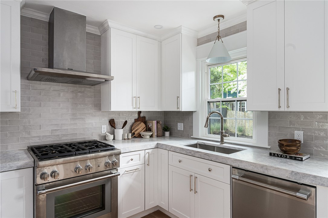 175 Freeman Parkway