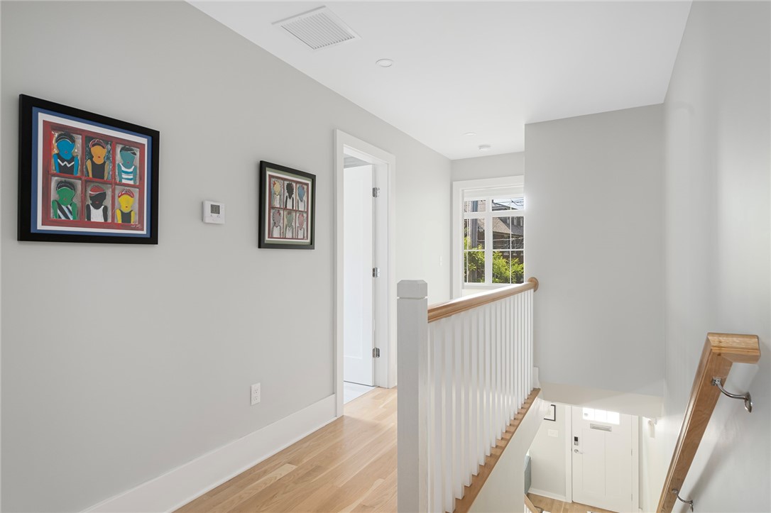 871 Hope Street 4