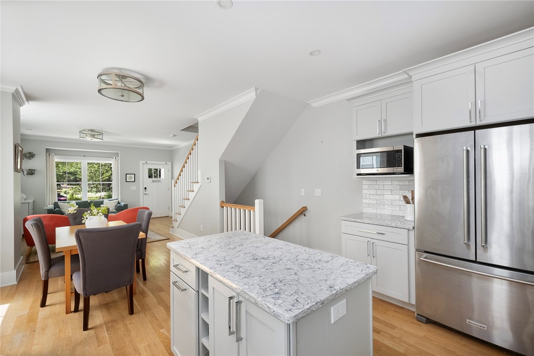 871 Hope Street 4