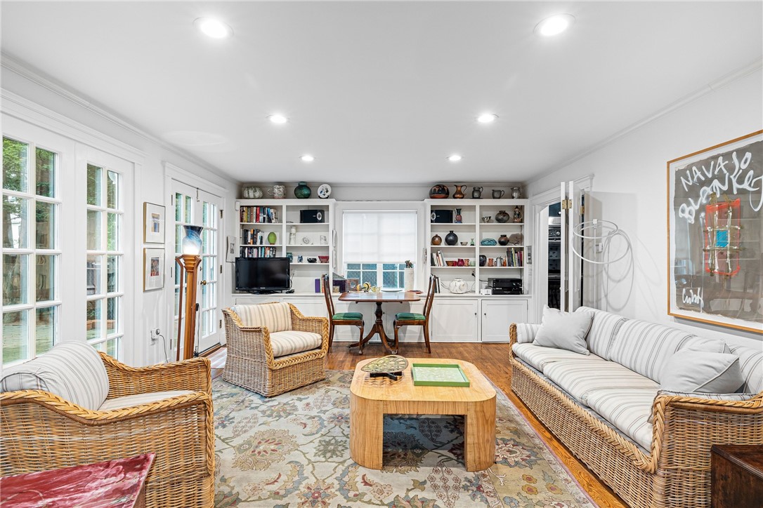 276 Blackstone Boulevard