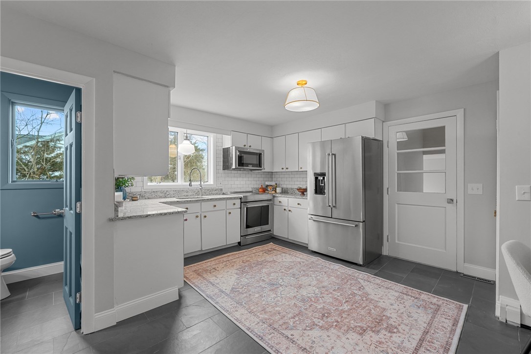 1705 Wampanoag Trail