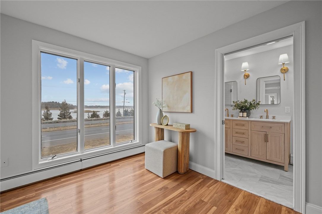 1705 Wampanoag Trail
