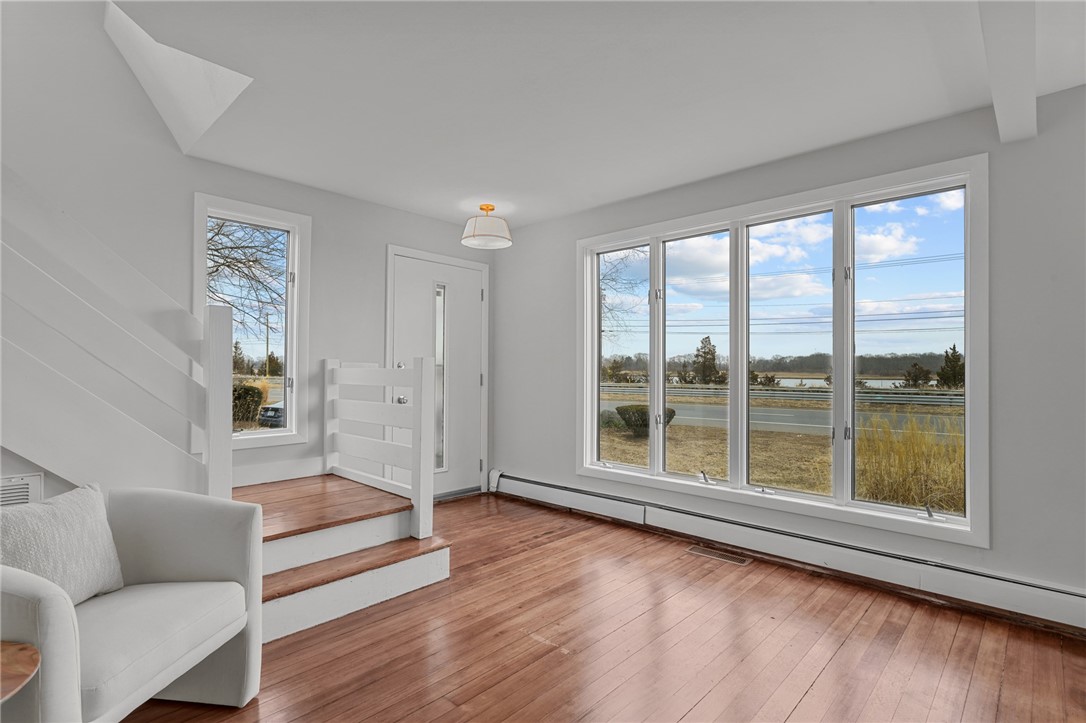 1705 Wampanoag Trail