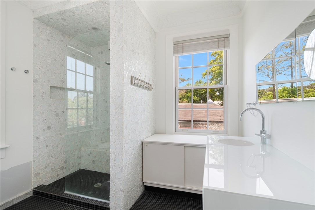 157 Waterman Street 2-5