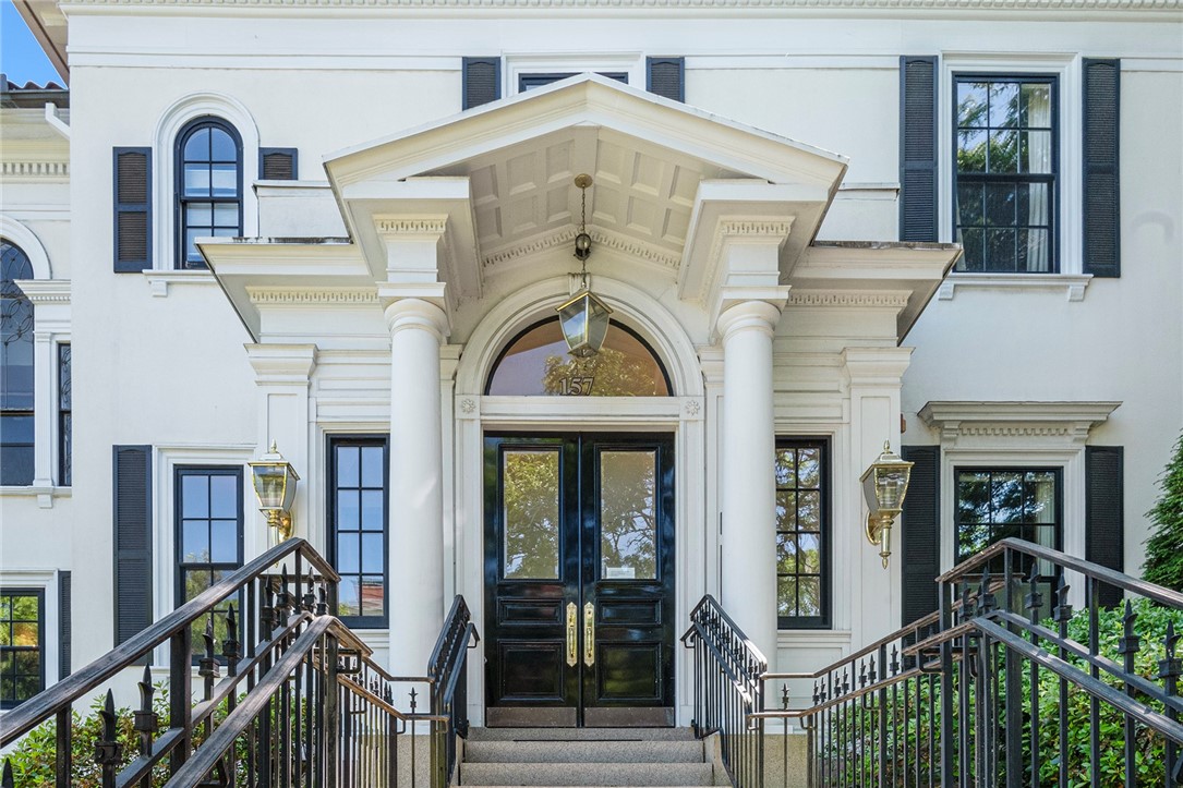 157 Waterman Street 2-5
